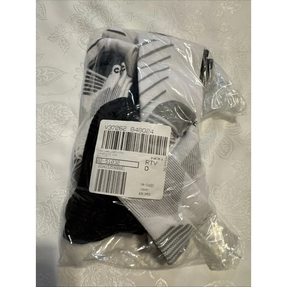 Tommie Copper 4 Pack SnugStay Knee High Compression Socks Black White 7-9.5 M